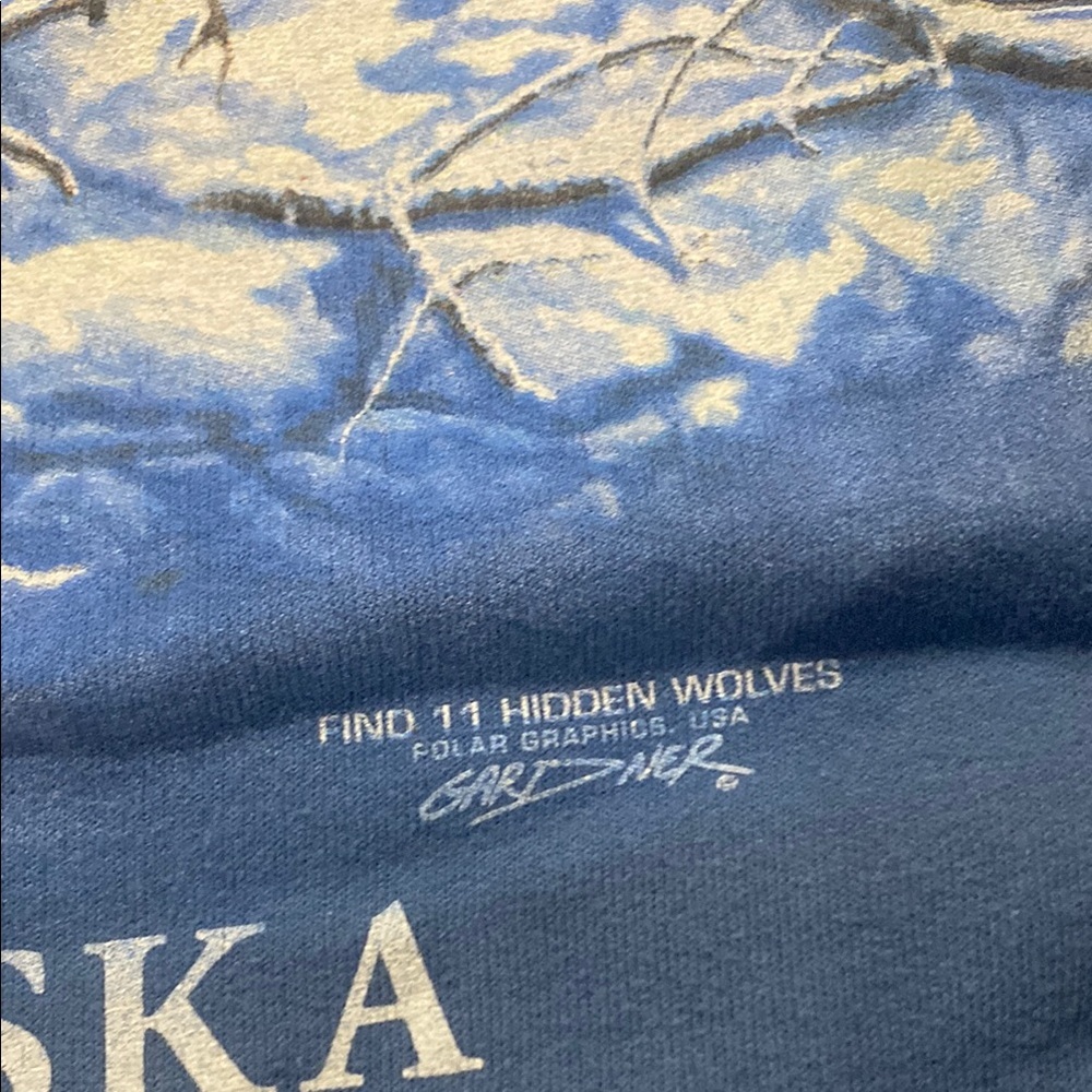 Alaska Blue Wolf Print Men's Sweater - Picture 4 of 5